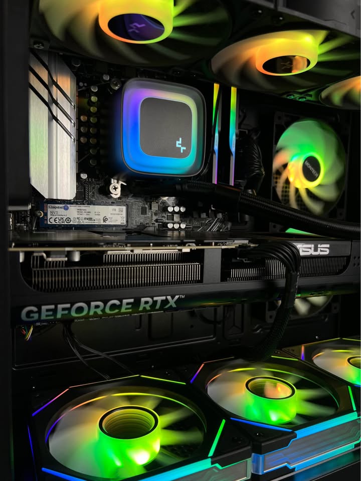 Gaming PC Ryzen5 7500F RTX 5070 RAM DDR5 32GB