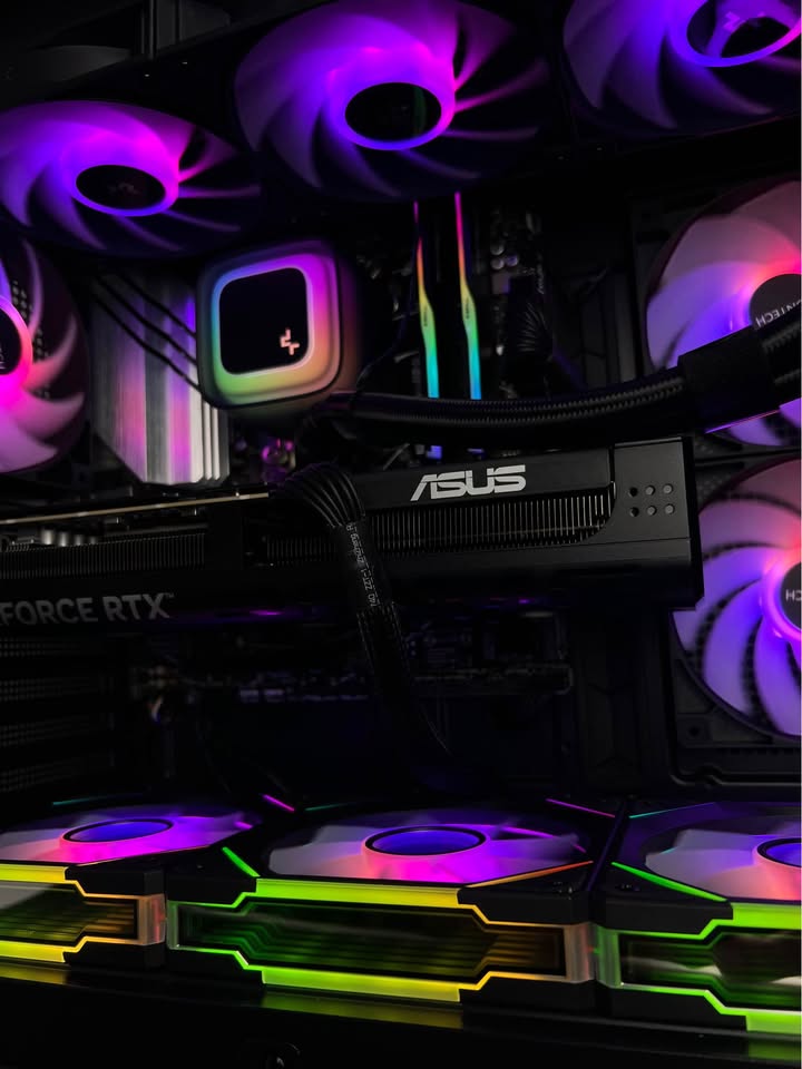 Gaming PC Ryzen5 7500F RTX 5070 RAM DDR5 32GB